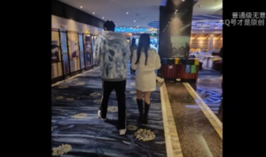 B786 - 无意识情侣粗跟长靴小姐姐踩手三次察觉险翻车-97LZTD-35633